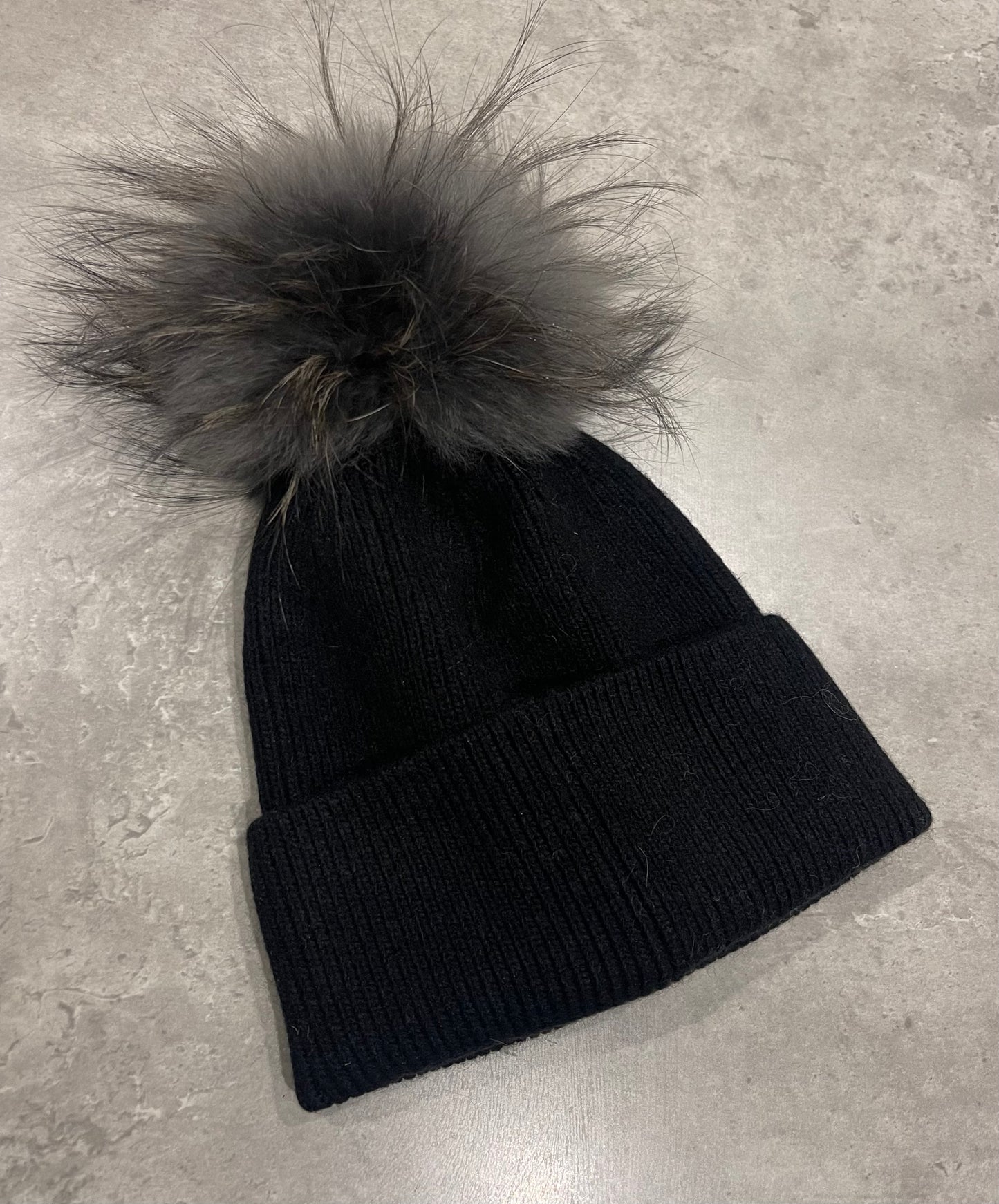 Black / Grey Single Bobble Hat